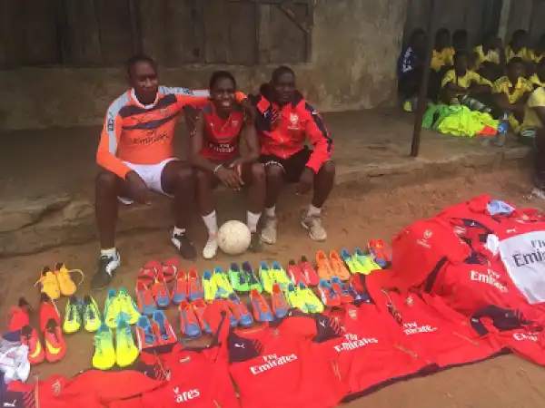 Asisat Oshoala Donates  Arsenal Kits to Former Grassroot  Team in Lagos - (Photos)
